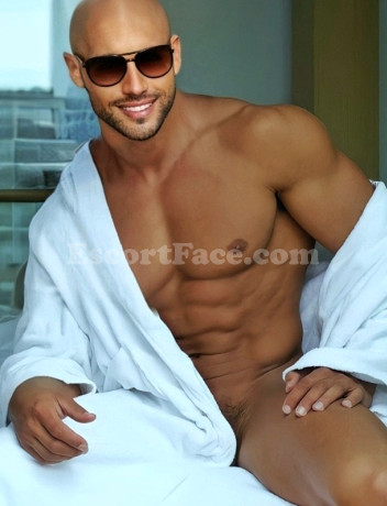 Marco Leon male escort Fuengirola