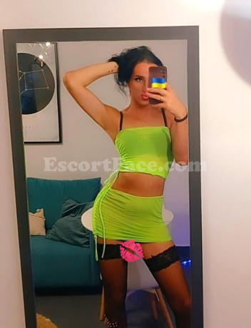 HOT ANASTASIA Shemale escort Trikala