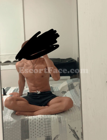 Berk male escort Nicosia