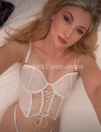 Alena EscortFace Azerbaijan