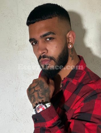 Diego  male escort Ayia Napa